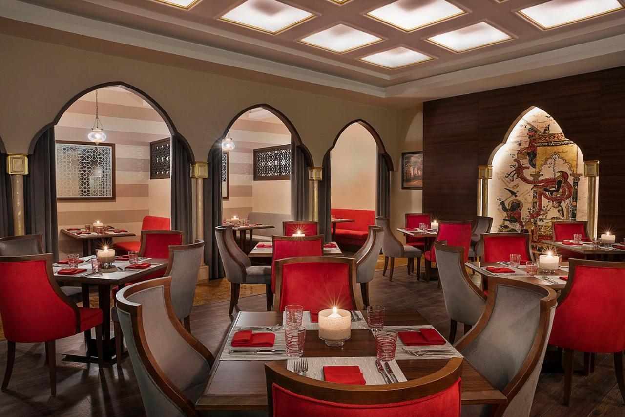 voco Al Khobar, an IHG Hotel Buitenkant foto The restaurant