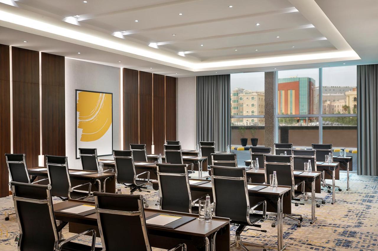 voco Al Khobar, an IHG Hotel Buitenkant foto Meeting room